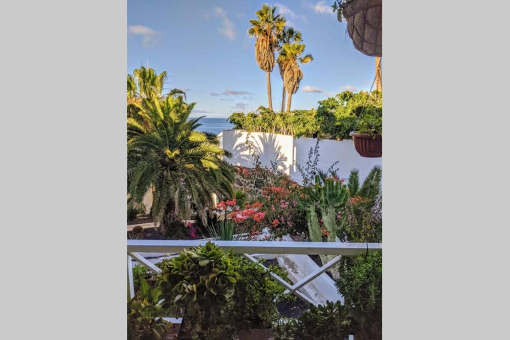 Modern & Spacious Studio Isla, Puerto Del Carmen Тиас Экстерьер фото